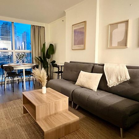 Appartement Stunning Skyline Views In A Cozy And Stylish Abode à Vancouver Extérieur photo