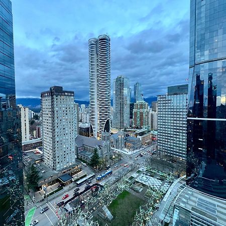 Appartement Stunning Skyline Views In A Cozy And Stylish Abode à Vancouver Extérieur photo