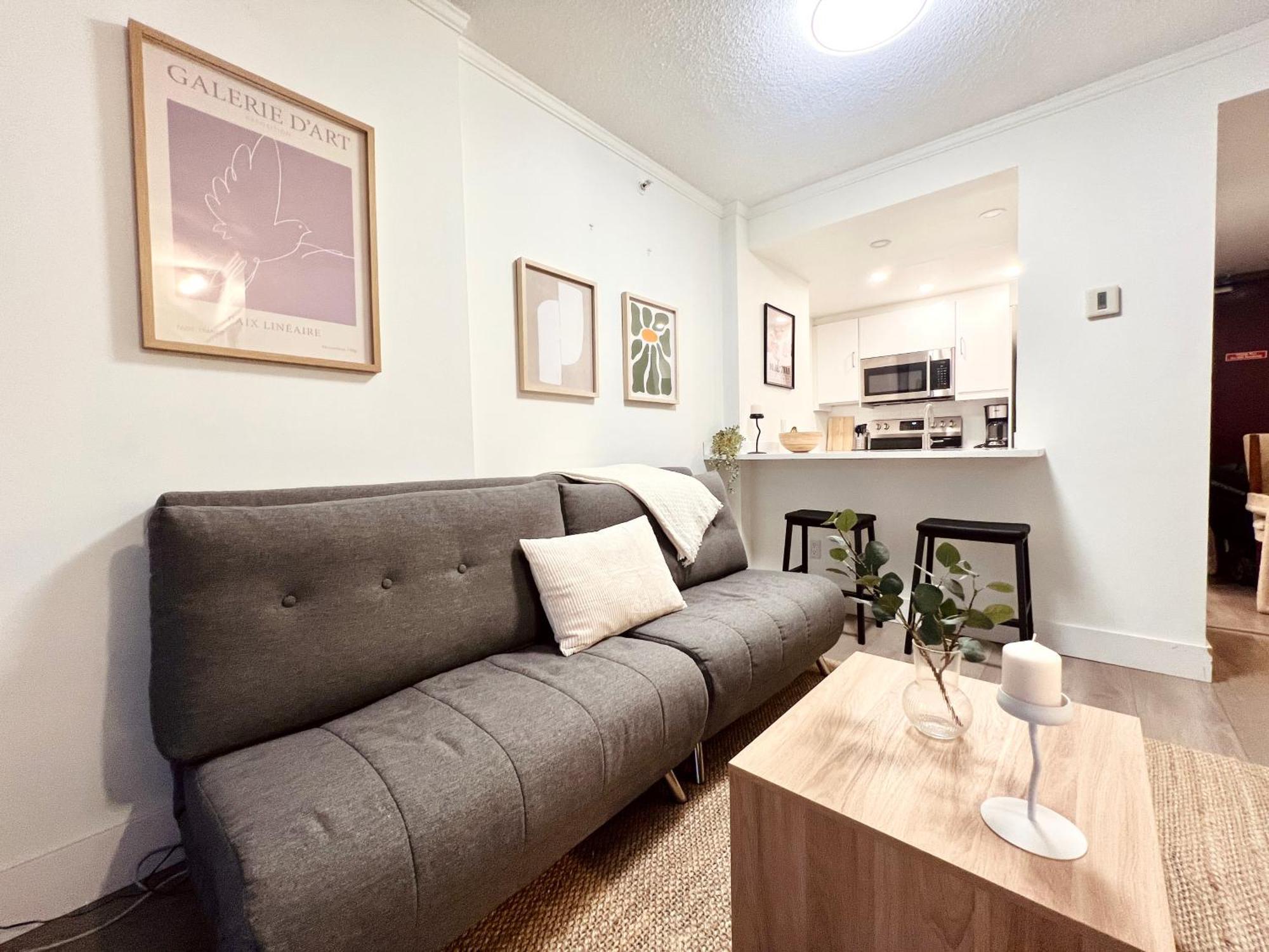 Appartement Stunning Skyline Views In A Cozy And Stylish Abode à Vancouver Extérieur photo