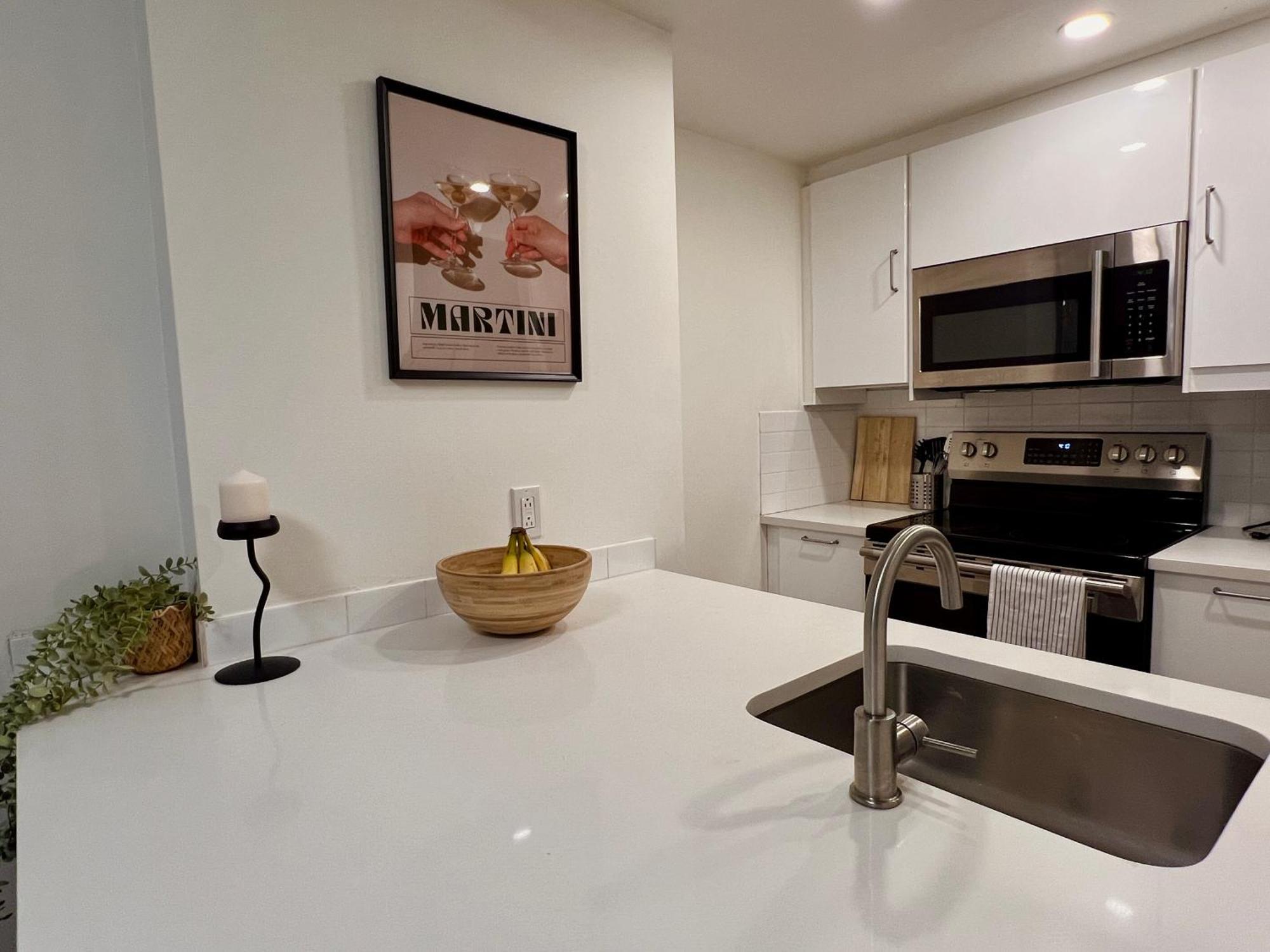 Appartement Stunning Skyline Views In A Cozy And Stylish Abode à Vancouver Extérieur photo